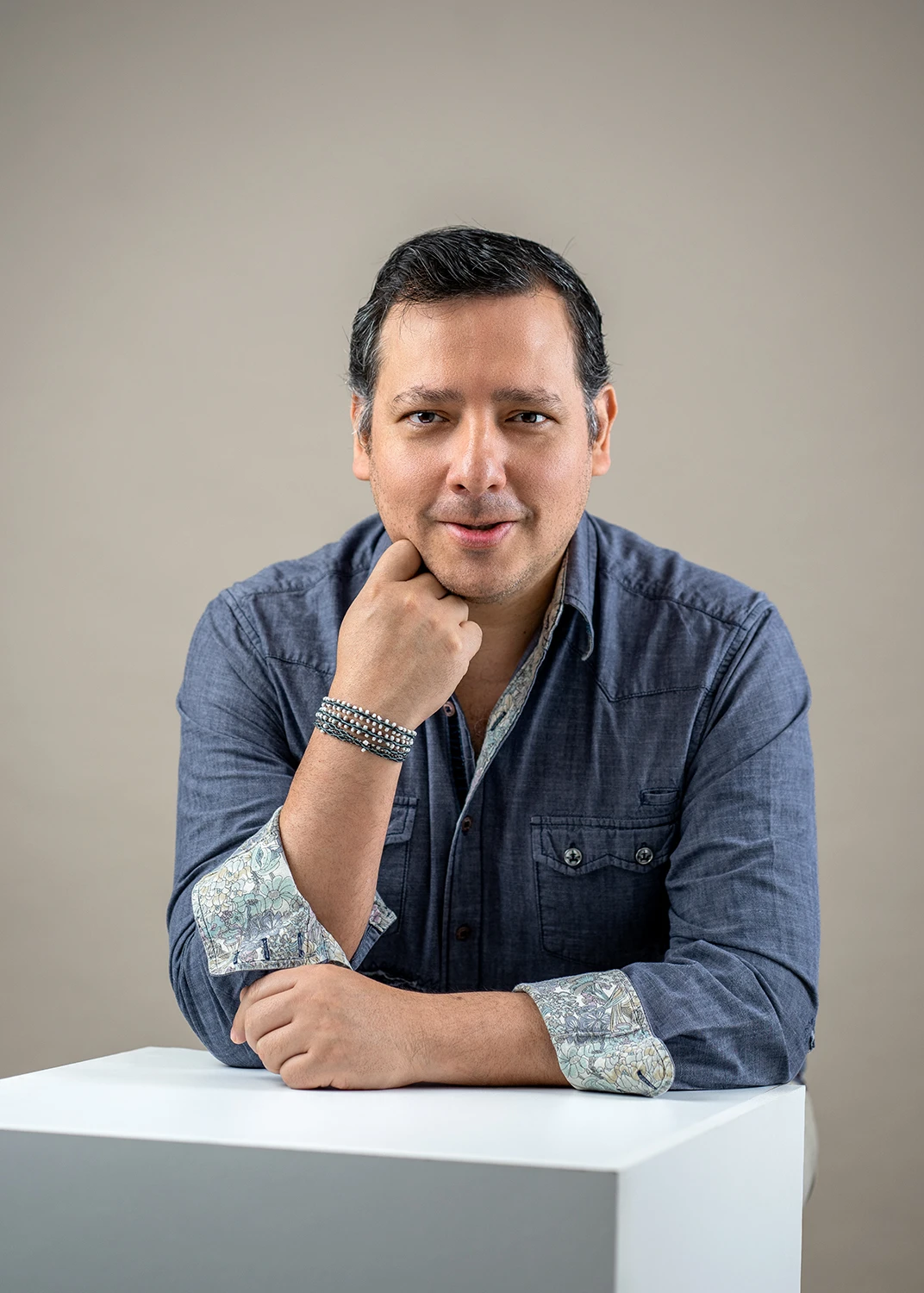 Alfredo Cuadros Laos - Facilitador de Constelaciones Familiares y Terapeuta Sistémico en Lima